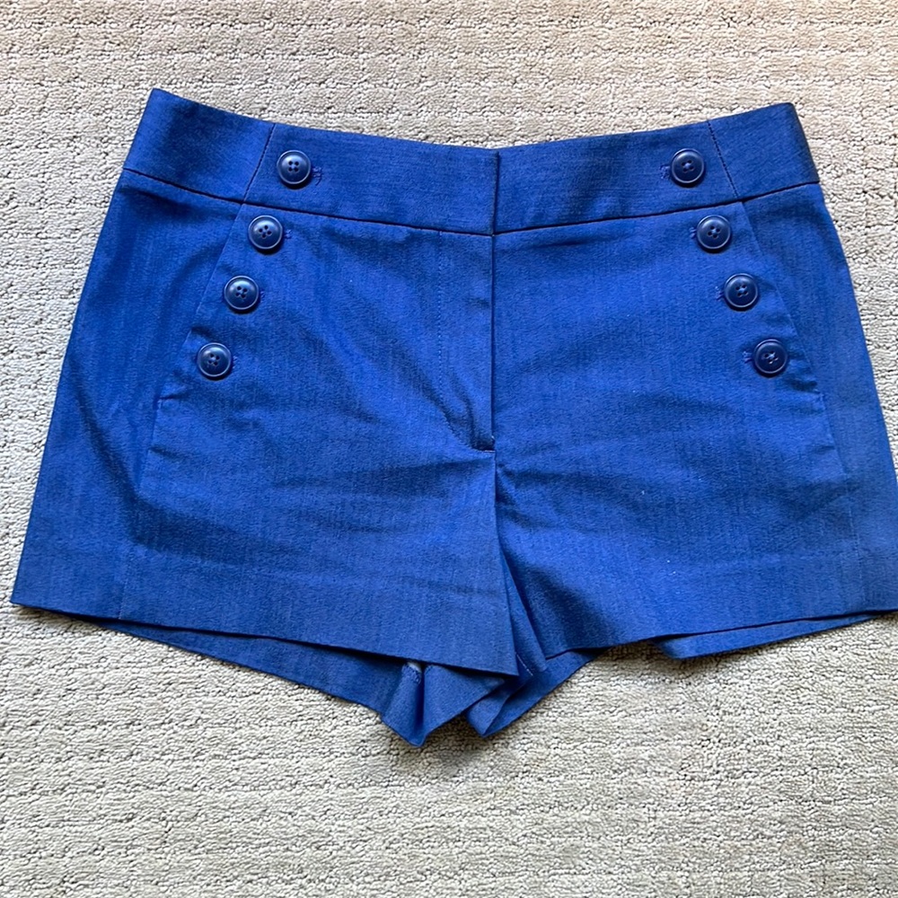 Loft denim blue sailor shorts size6